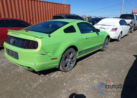 2013 Ford Mustang V6 Premium z USA, uszkodzony, nr VIN 1ZVBP8AM0D5263292
